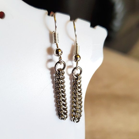 Silver Tone Hook Chain Loop Tassel Dangle Earrings - Picture 2 of 3